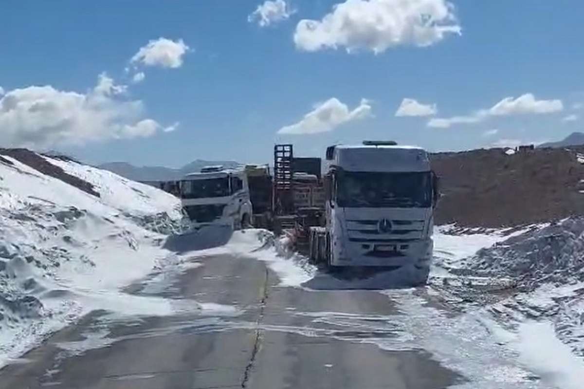 Caminhoneiro de Osório fica preso em nevasca a 4.200 m no Chile